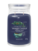 Yankee Lakefront Lodge candle, 567g